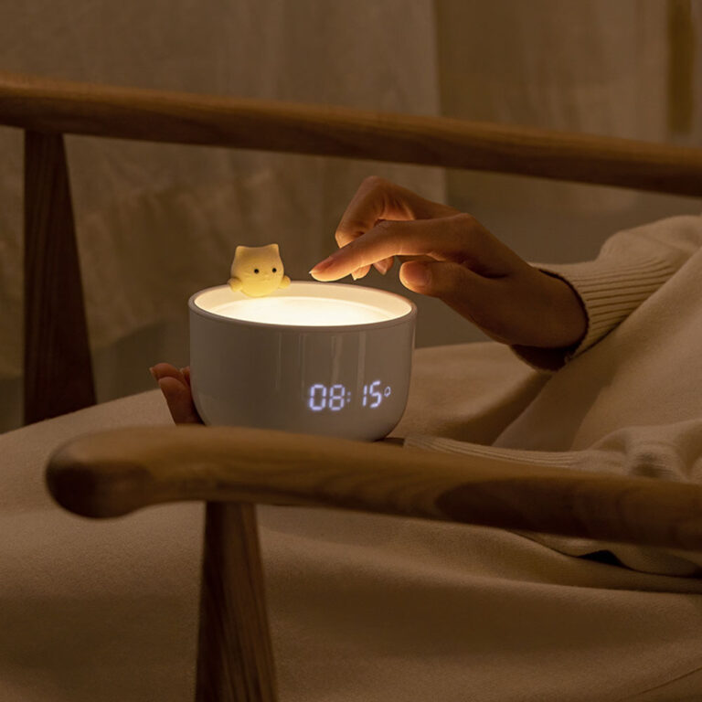 Image showcasing Cat Alarm Clock Night Light » Lifestyle & Gifts ↬ iregee