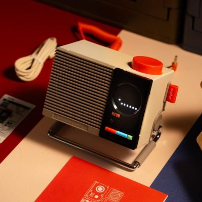 Retro Desktop Bluetooth Speaker with Chrome Tubular Stand